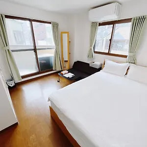 ホームステイ Sinsei Daikokukan 日本